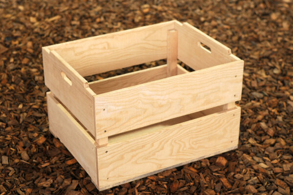 wooden, crate, box, mud, kitchen, play, early years, natural play